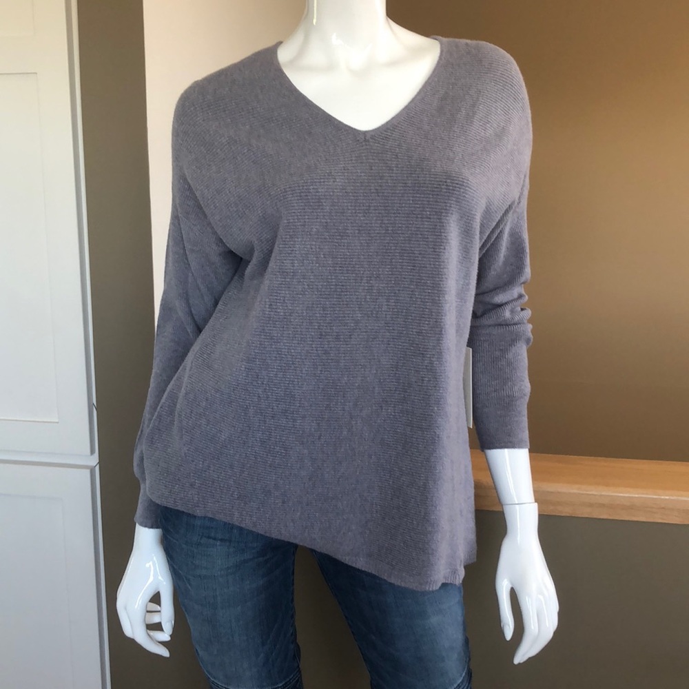 Gray purple ribbed knit soft pullover sweater